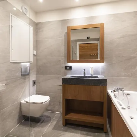 Les Balcons Platinium Val Cenis * לנסלבילאר