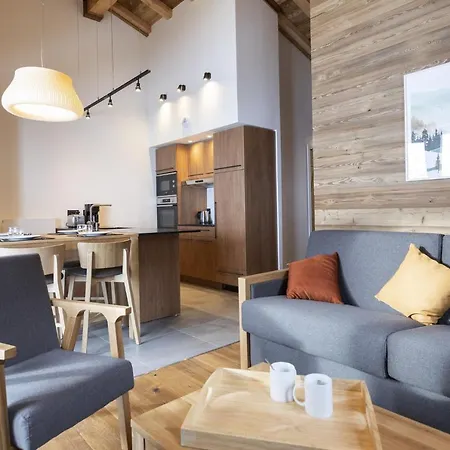 Les Balcons Platinium Val Cenis Apartment *
